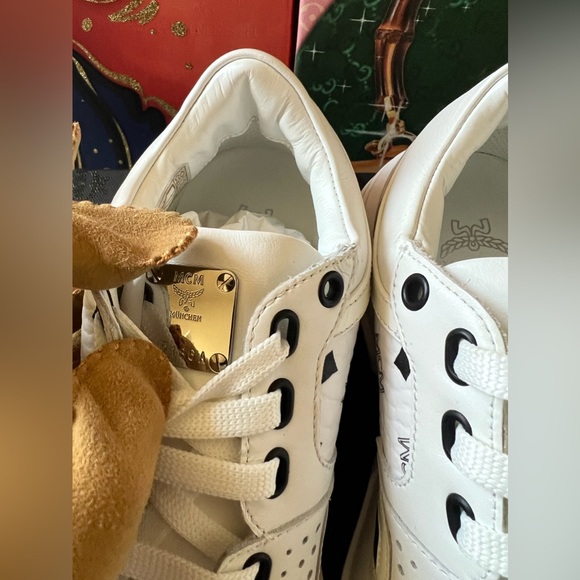 MCM White Skyward Visetos Shoe withbox - Picture 6 of 15